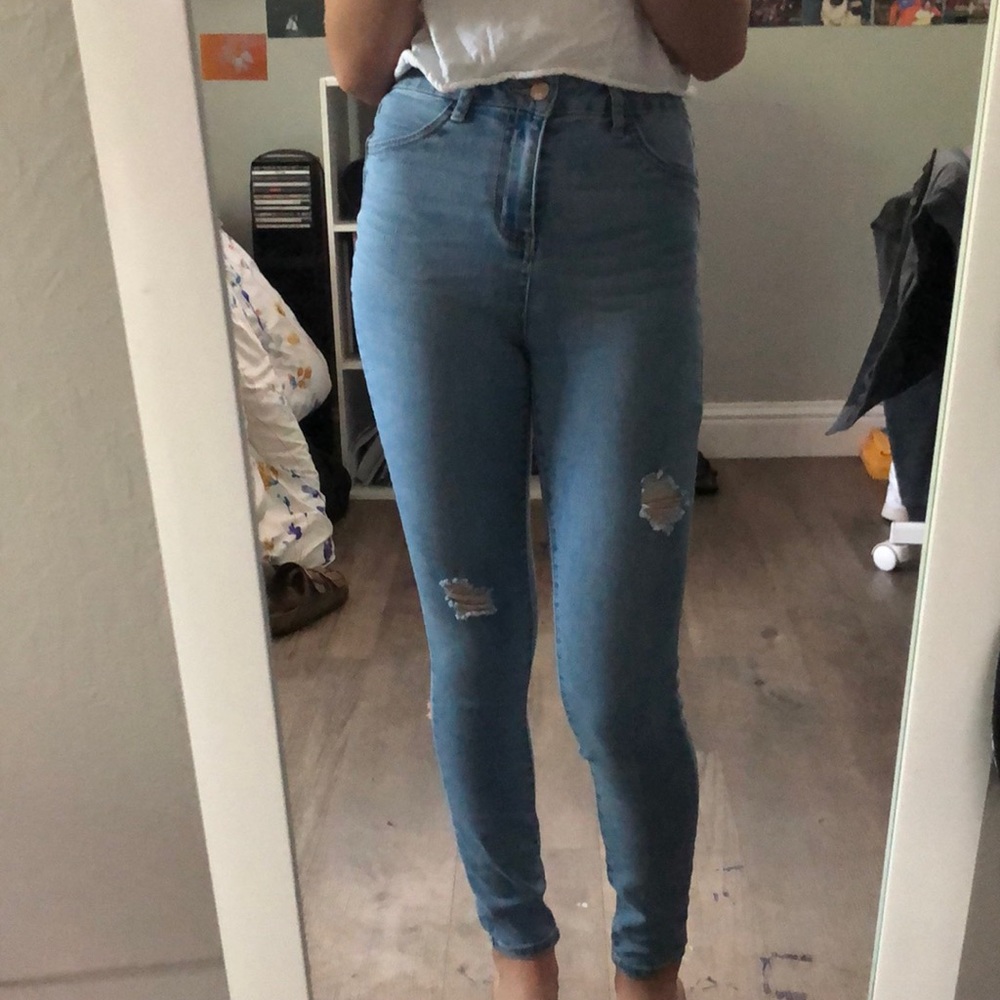 high waisted jeggings with rips